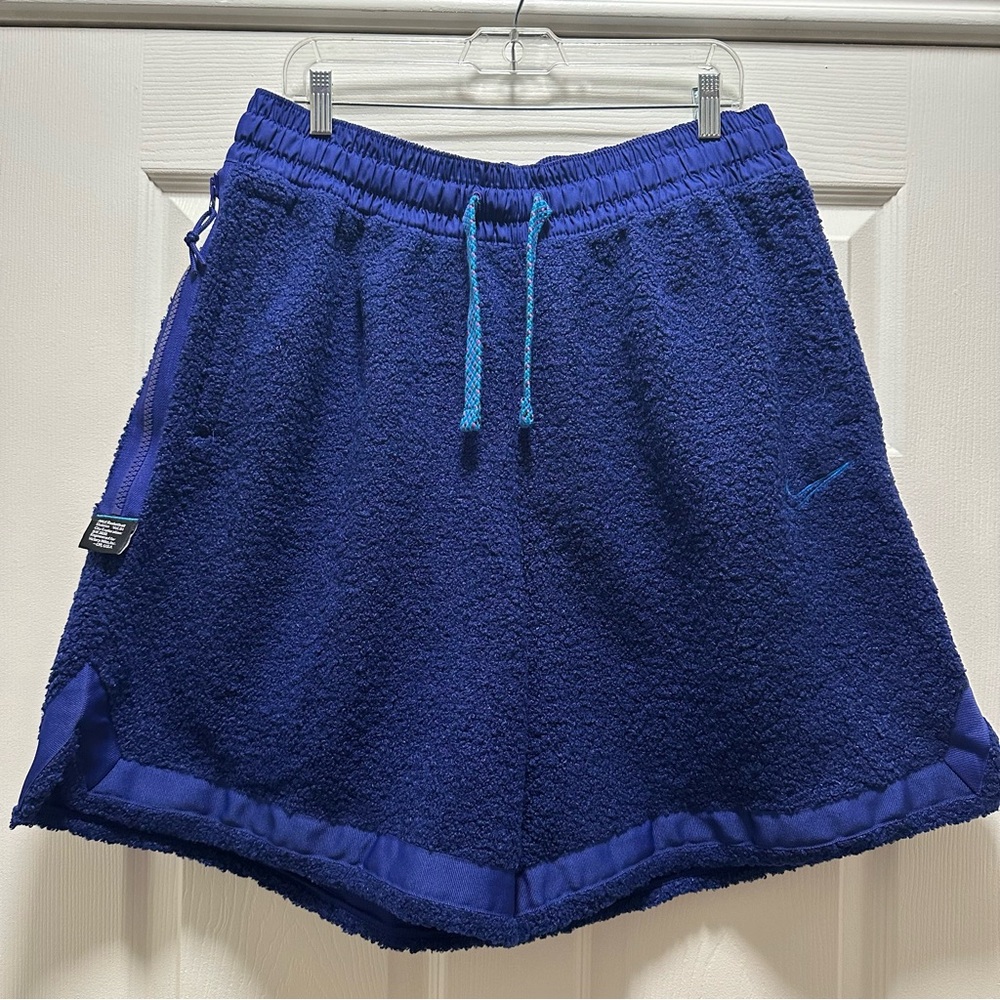 SOLD Nike Shorts NWT